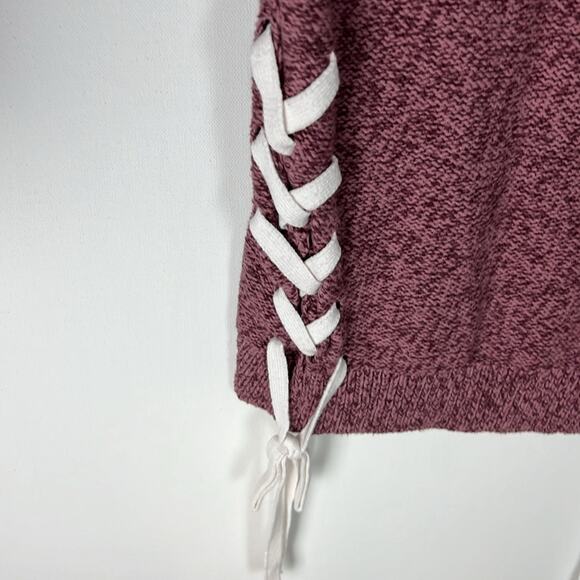 Abercrombie & Fitch Sweater - Women's Small - Picture 3 of 10